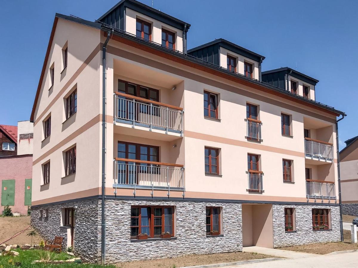 Apartman Hubert Kasperske Hory Exterior photo
